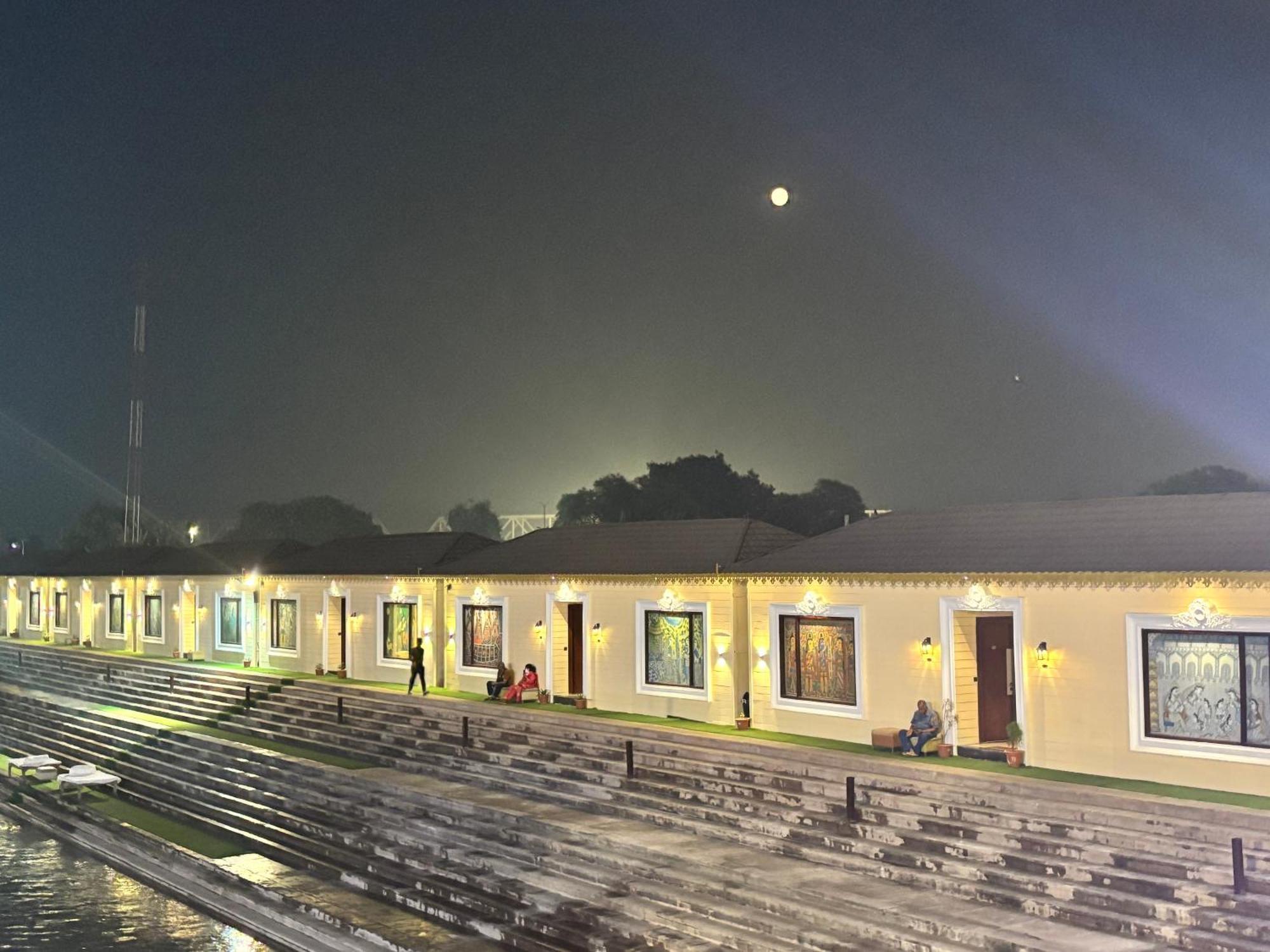 Ayodhya Haat Luxury Cottages Bagian luar foto