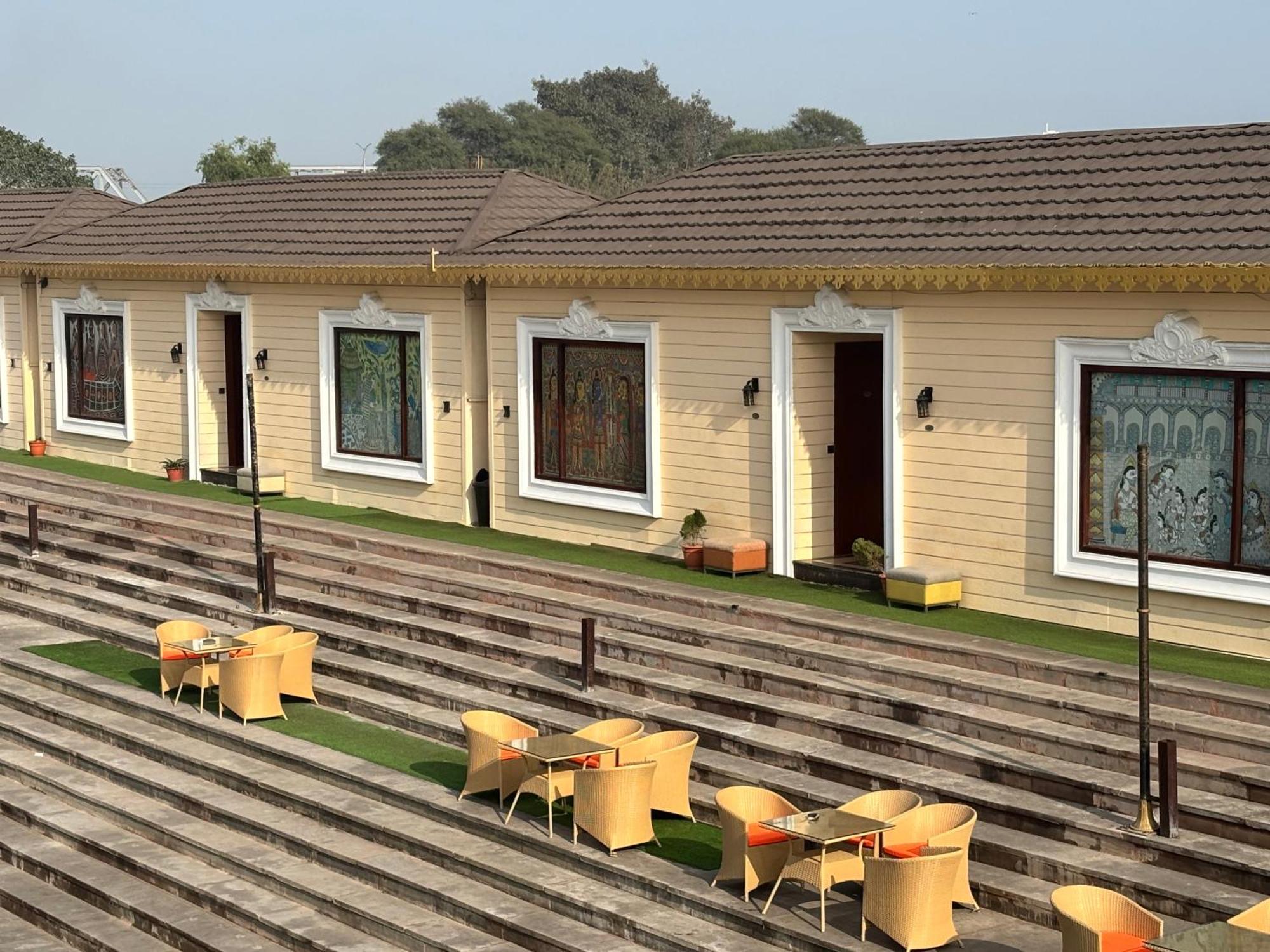 Ayodhya Haat Luxury Cottages Bagian luar foto